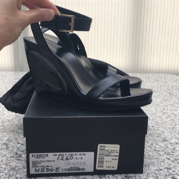 Gucci ankle strap platforms in black - Picture 8 of 8